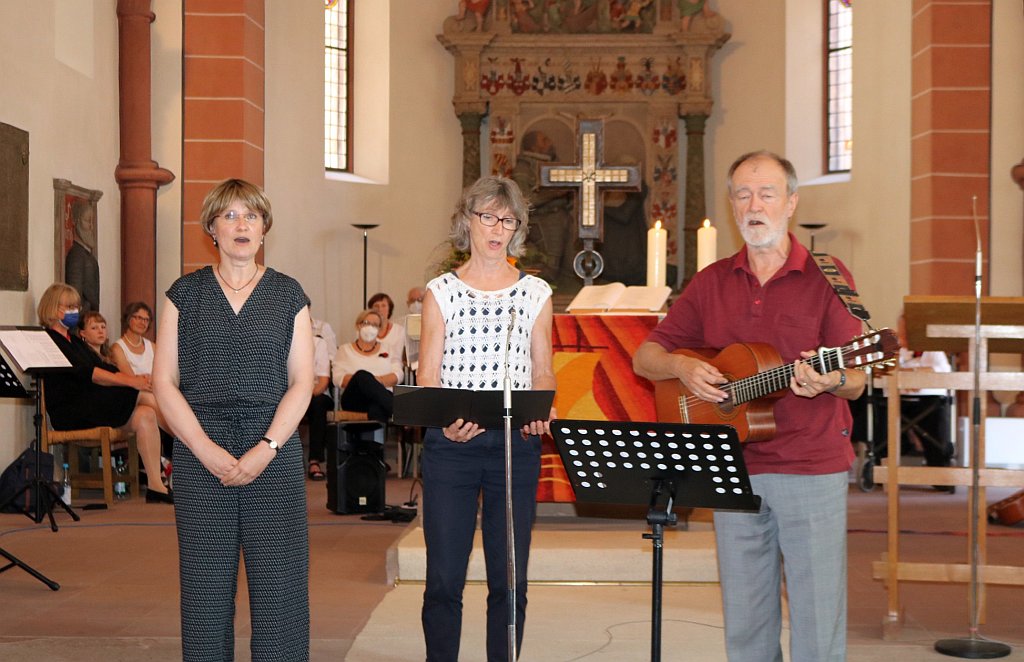 Vamos con Dios rahmten die Grußworte ein